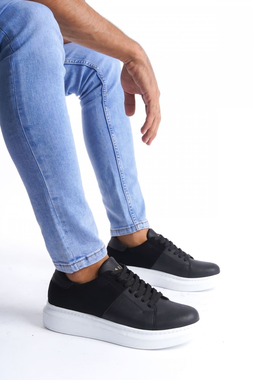 SLW151 Boost Bağcıklı Cilt Süet Erkek Günlük Sneaker Ayakkabı CSBT - Siyah SLW151 Boost Bağcıklı Cilt Süet Erkek Günlük Sneaker Ayakkabı CSBT - Siyah