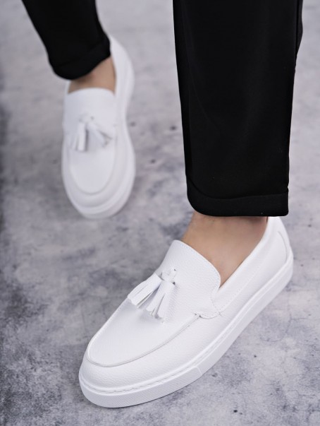 SLW153 Bloom Bağcıksız Püsküllü Cilt Erkek Günlük Spor Klasik Ayakkabı CBT - Beyaz SLW153 Bloom Bağcıksız Püsküllü Cilt Erkek Günlük Spor Klasik Ayakkabı CBT - Beyaz