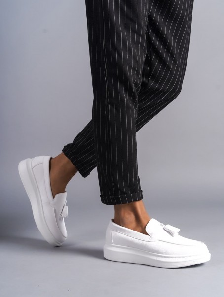 SLW154 Blaze Bağcıksız Püsküllü Cilt Erkek Günlük Spor Klasik Ayakkabı CBT - Beyaz SLW154 Blaze Bağcıksız Püsküllü Cilt Erkek Günlük Spor Klasik Ayakkabı CBT - Beyaz