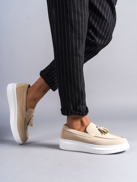 SLW154 Blaze Bağcıksız Püsküllü Süet Erkek Günlük Spor Klasik Ayakkabı SBT - Krem SLW154 Blaze Bağcıksız Püsküllü Süet Erkek Günlük Spor Klasik Ayakkabı SBT - Krem