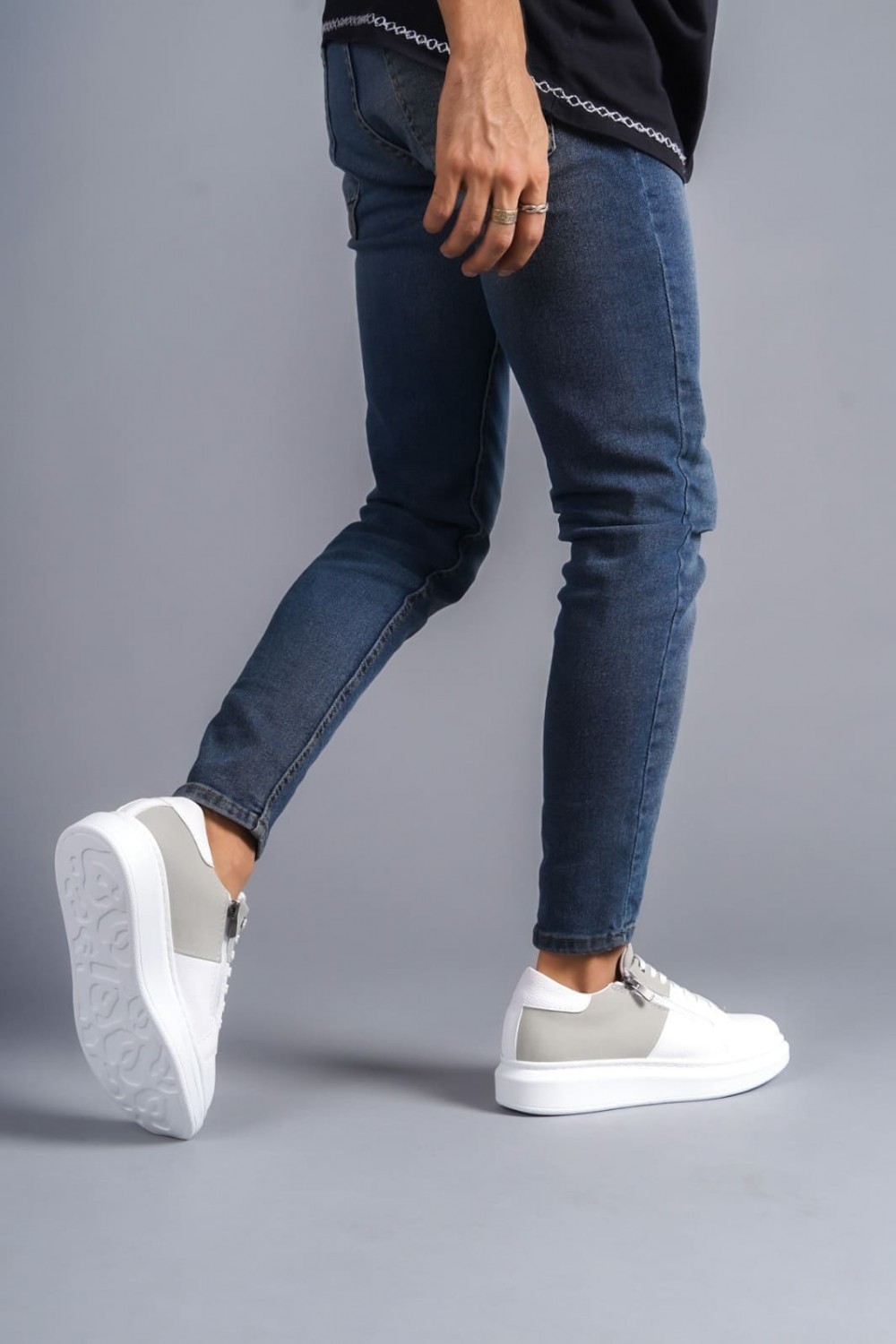 SLW155 Warrior Bağcıklı ve Fermuarlı Cilt Süet Erkek Günlük Sneaker Ayakkabı CSBT - Beyaz/Gri SLW155 Warrior Bağcıklı ve Fermuarlı Cilt Süet Erkek Günlük Sneaker Ayakkabı CSBT - Beyaz/Gri