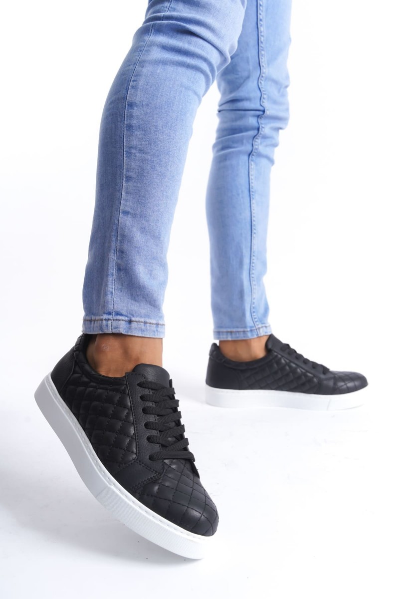 SLW166 Prestige Bağcıklı Cilt Kapitone Desenli Erkek Günlük Sneaker Ayakkabı CBT - Siyah