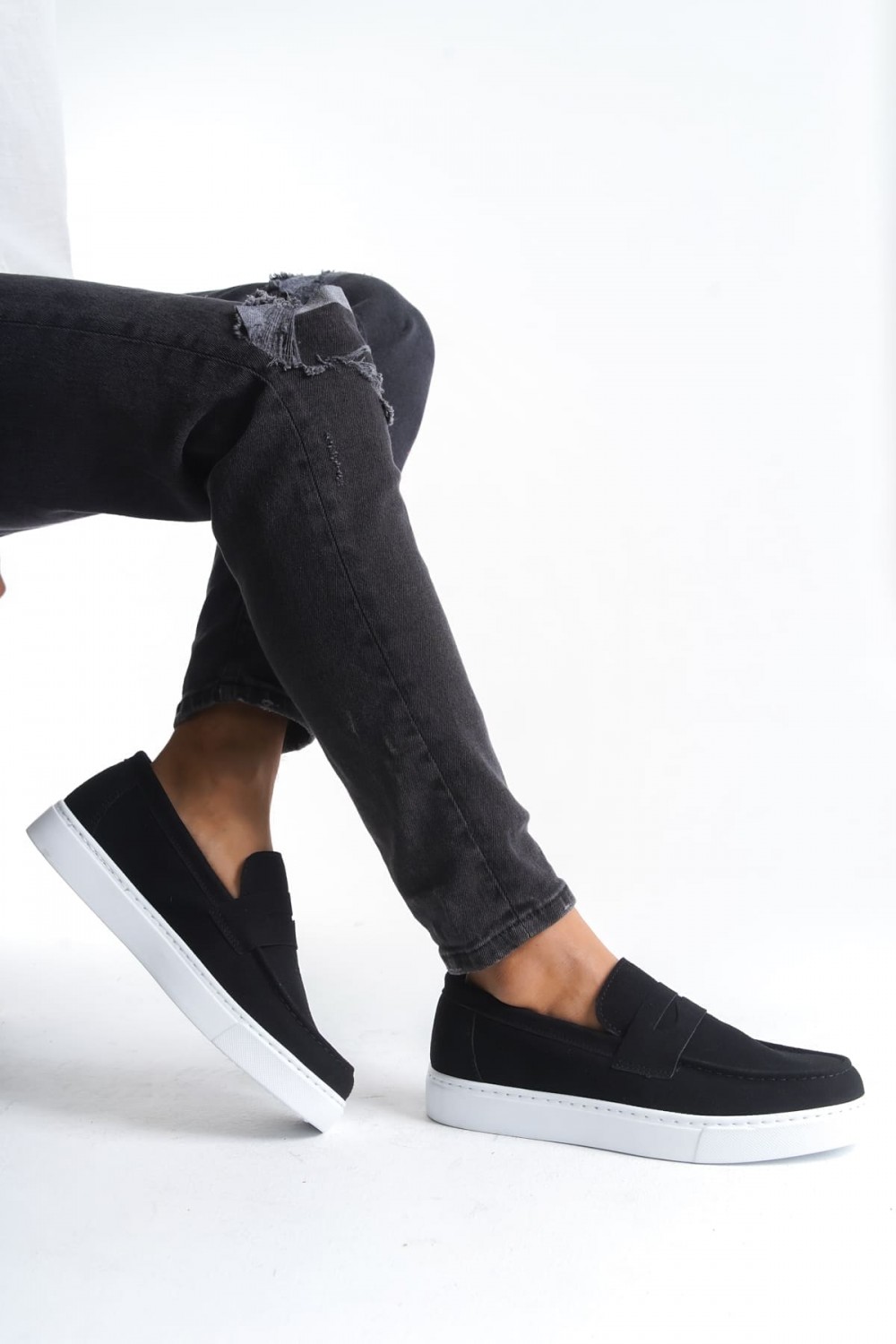 SLW180 Estilo X Bağcıksız Süet Erkek Günlük Spor Klasik Ayakkabı BT - Siyah SLW180 Estilo X Bağcıksız Süet Erkek Günlük Spor Klasik Ayakkabı BT - Siyah