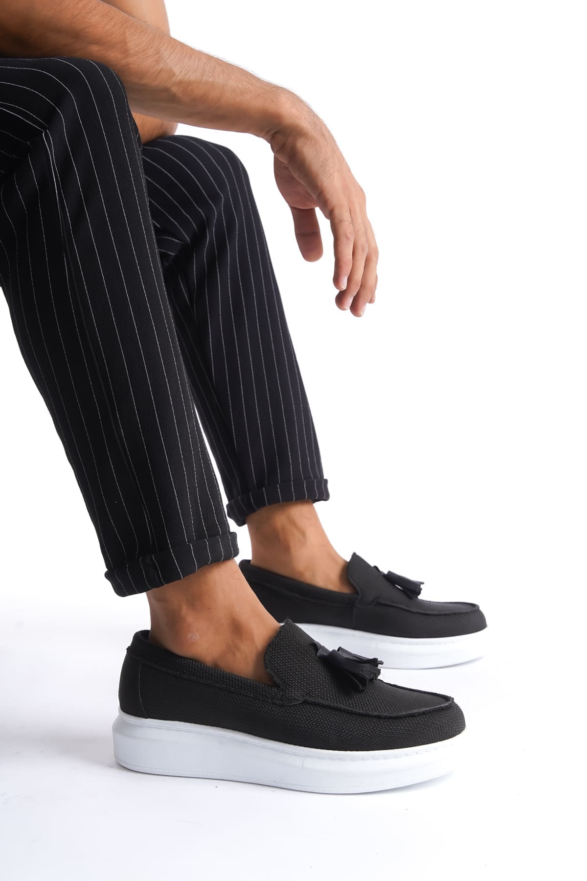 SLW154 Blaze: Keten Püsküllü Erkek Günlük Ayakkabı - Siyah görsel 1